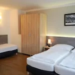 Landgasthof Schwarzberg Otel