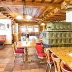Landgasthof Schwarzberg Otel
