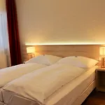 Landgasthof Schwarzberg Otel 3*
