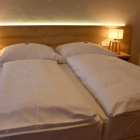 Landgasthof Schwarzberg Отель 3*